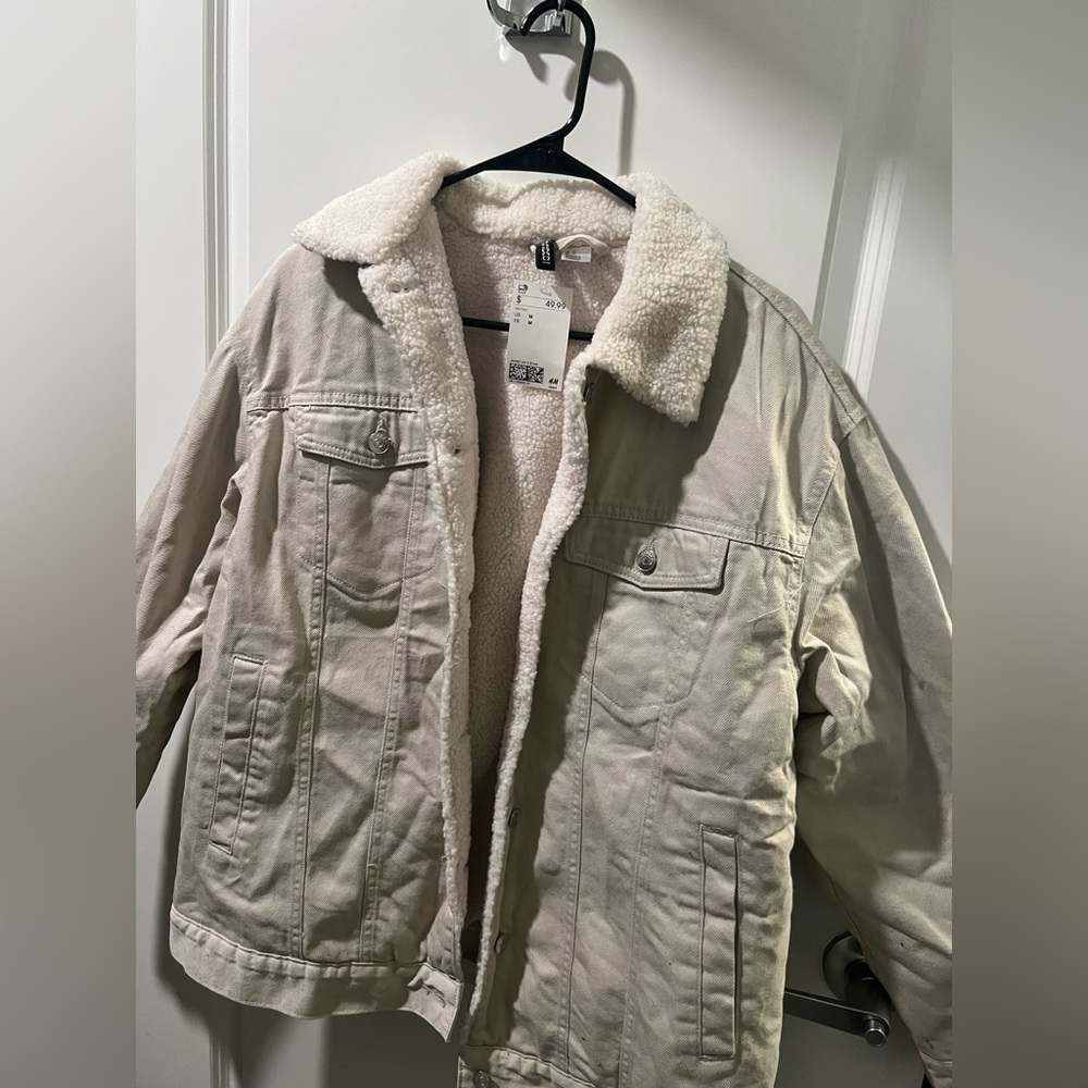 Cream fleece lined cargo material jacket H&M